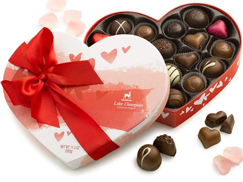 Heart Shaped Box of Chocolates: Grand Valentines Chocolate Heart Box