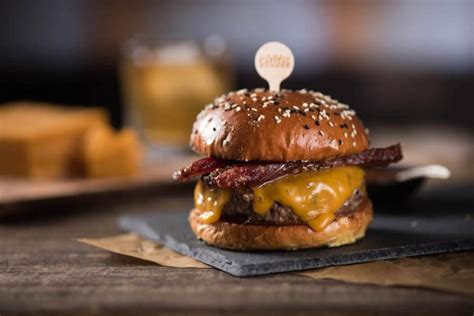 Upscale burger restaurant opens Monday at Reston Town Center - The Burn