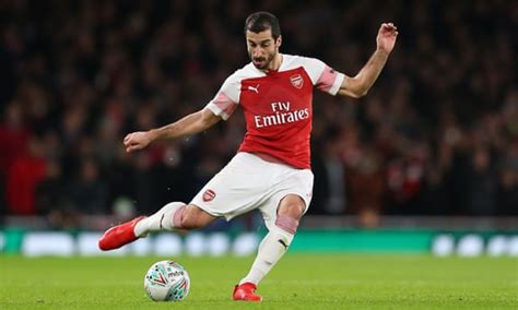 Arsenal blow as foot injury rules out Henrikh Mkhitaryan for six weeks ...