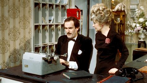 Fawlty Towers (TV Series 1975-1979) - Backdrops — The Movie Database (TMDB)