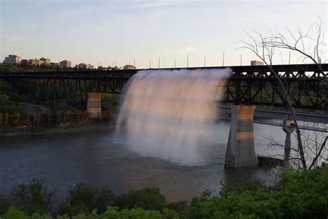 The (Edmonton) Great Divide Waterfall - PentaxForums.com