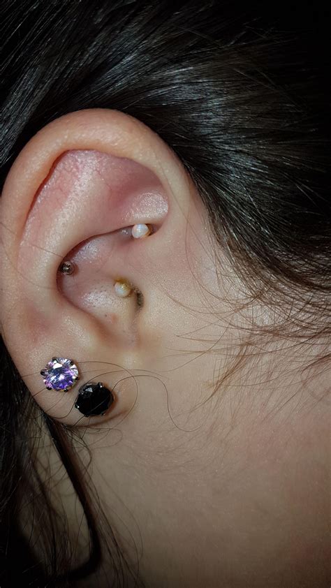 Is this amount of crust normal on a 2 week old piercing : r/PiercingAdvice