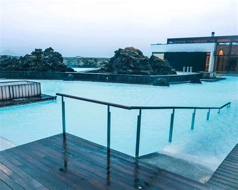 Video: Staying at the Silica Hotel in Iceland - Fly Stay Luxe