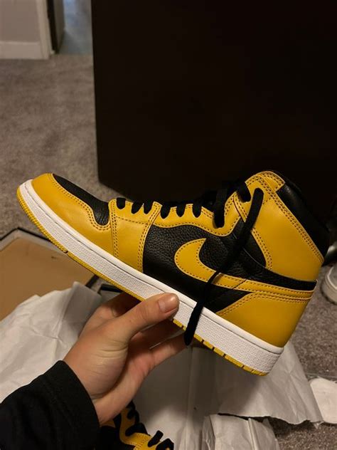 Nike Air Jordan 1 ‘Pollen’ | Grailed