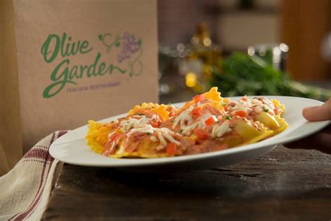 Undocumented Immigrants Fired From Olive Garden Because Of False Social ...