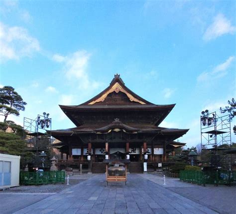 Zenkoji Temple