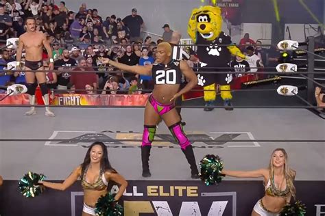 Gay wrestler Sonny Kiss roars onto AEW stage at Fight For The Fallen - Outsports