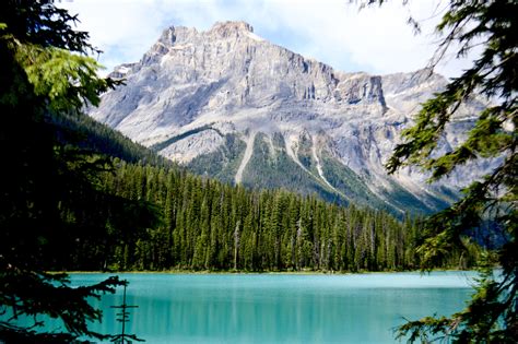 Expose Nature: The beautiful scenery of Emerald Lake, BC, Canada [OC] [4488x2984]