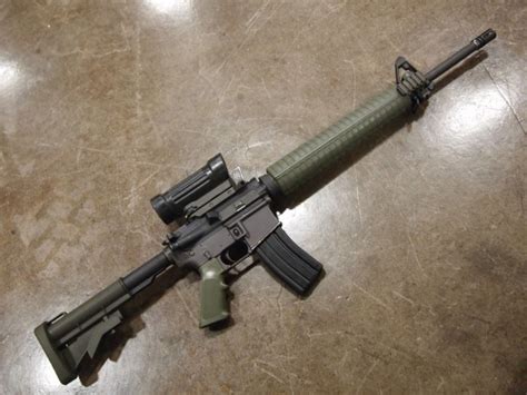 Differences Between Canadian C7 and US M16 -The Firearm Blog