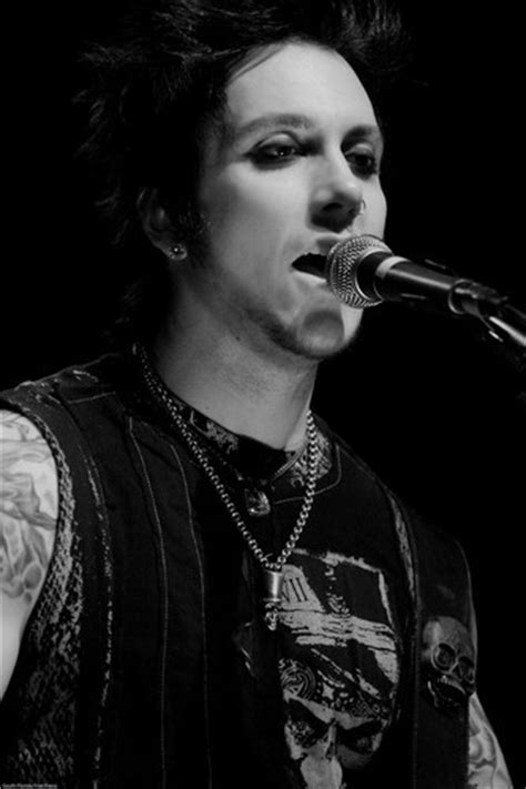 Synyster Gates Tattoos Sing