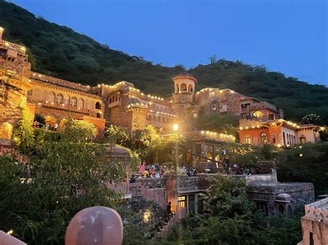 Neemrana Fort in Rajasthan | Traxplorio