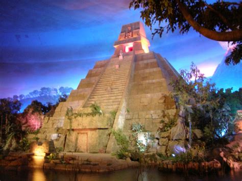 EPCOT Central: Mexico, Schmexico -- They're All Latin!