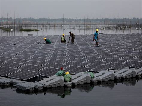 China to build world's largest floating solar power plant in major ...