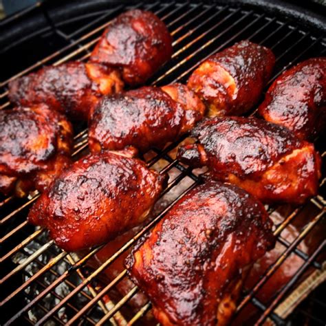 Some of the best looking and tasting smoked chicken thighs I've made ...