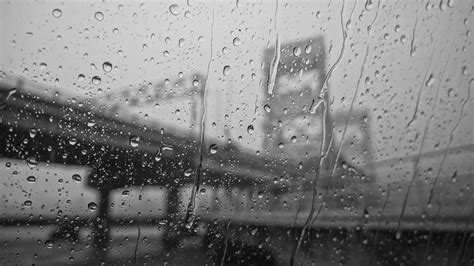 Rainy Window Desktop Wallpaper - canvas-point