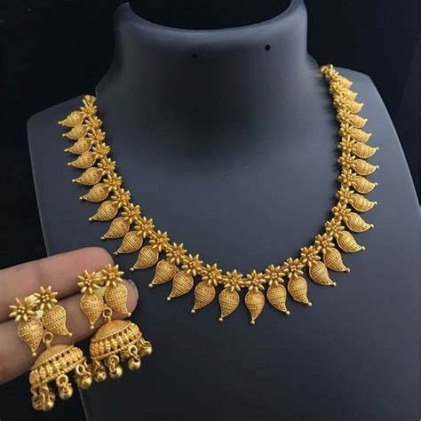 Necklace Set | Gold necklace women, Gold necklace designs, Bridal gold jewellery