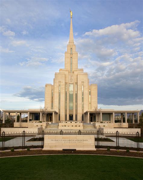 Oquirrh Mountain Utah Temple Photograph Gallery | ChurchofJesusChristTemples.org