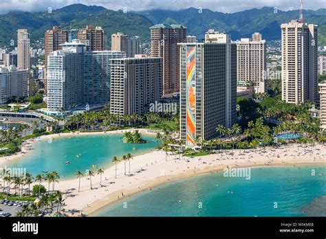 Hilton Hawaiian Village, Rainbow Tower, Waikiki, Beach, Oahu, Hawaii ...