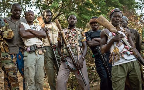 Las armas "caseras" que usan algunas milicias de la guerra centroafricana - Forocoches