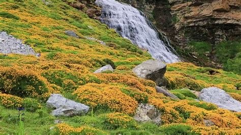 Cascada Cola De Caballo Waterfall Under Monte Perdido At Ordesa Valley ...