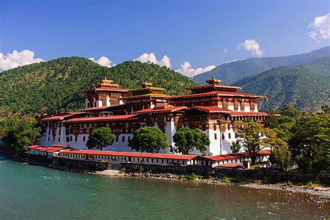 Der Punakha-Dzong... Foto & Bild | world, buddhismus, kloster Bilder ...