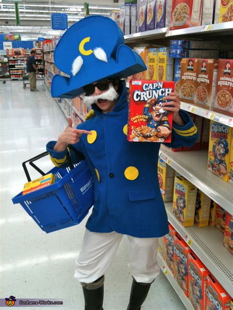 Cap'n Crunch Costume