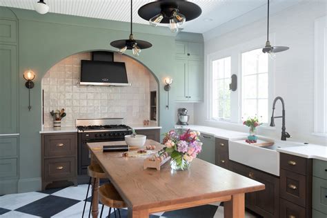 The Look Behind a 1920s Kitchen Renovation