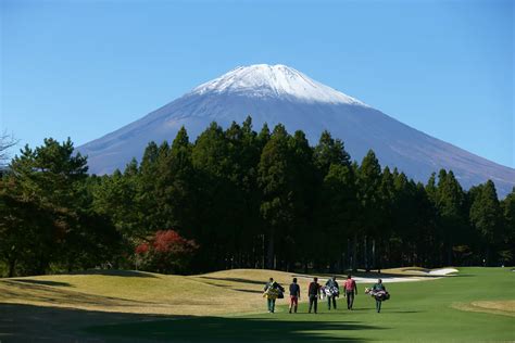 Play golf in Japan, golf courses guide and more to golf in Japan