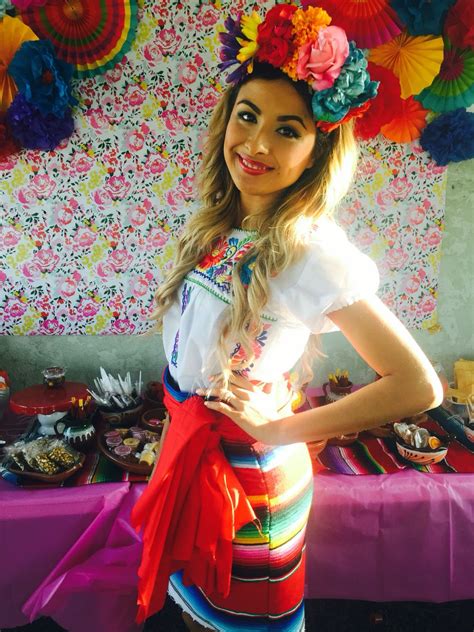 Zarape skirt Mexican fiesta outfit | Kostüm, Geburtstagsfeier, Fasching