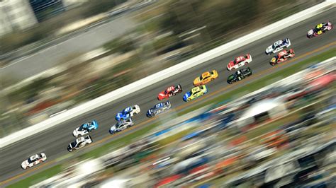 ‘The big one’: WATCH huge crash at Daytona 500 take out HALF the racers ...