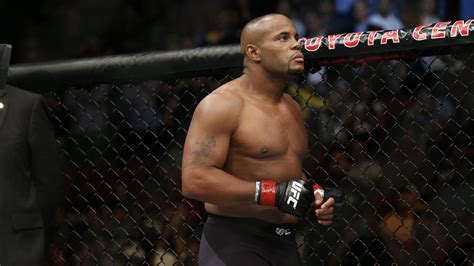 The MMA Hour - 300 - Daniel Cormier - MMA Fighting