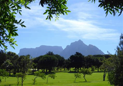 Rondebosch Golf Club, in Cape Town, South Africa, has a river running through its course that is ...