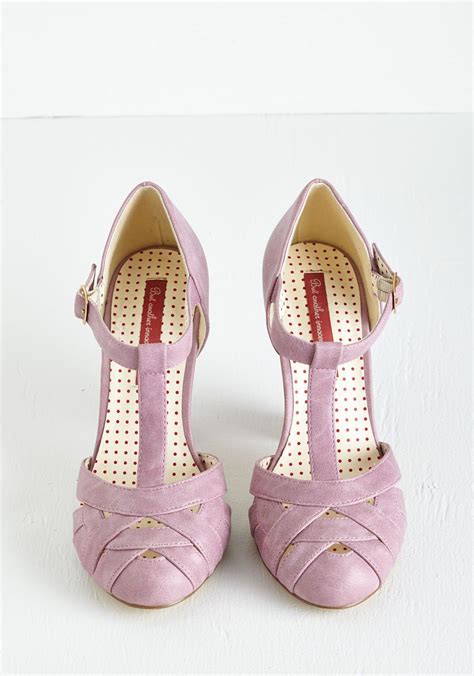 Spring ‘Em Out Heel in Orchid | Mod Retro Vintage Heels | ModCloth.com | Cute shoes, Heels ...