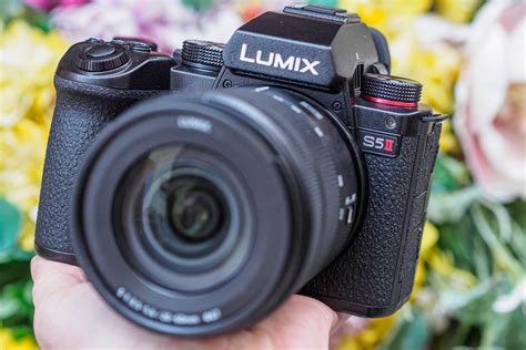 Panasonic Lumix S5 II review: hands-on first look - Amateur Photographer