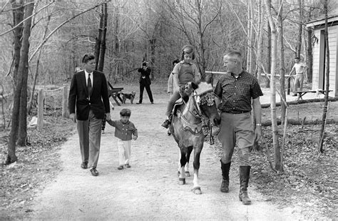 File:JFK & Kids with horse at Camp David, 1963.png - Wikimedia Commons