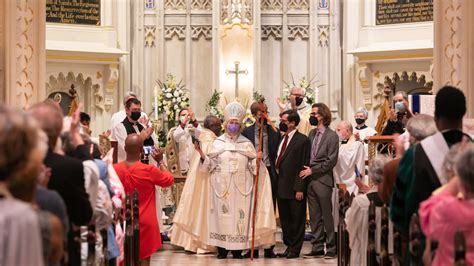 First woman ordained as bishop of Episcopal Diocese of South Carolina