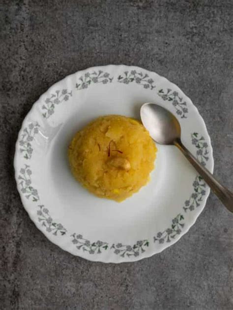 Pineapple Halwa: A Fruity Halwa You Can't Miss