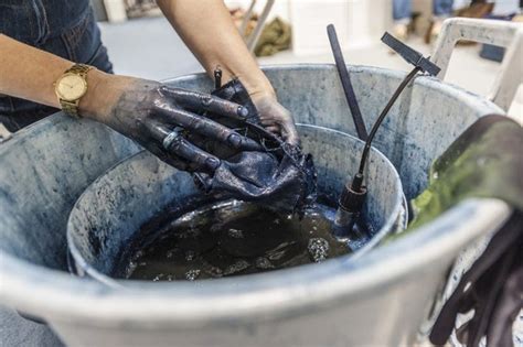 INDIGO DYE | NATURAL DYE PROCESS | INDIGO PLANT | SLOW FASHION