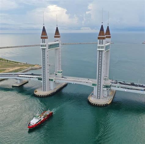 Southeast Asia's First Drawbridge Is In Terengganu