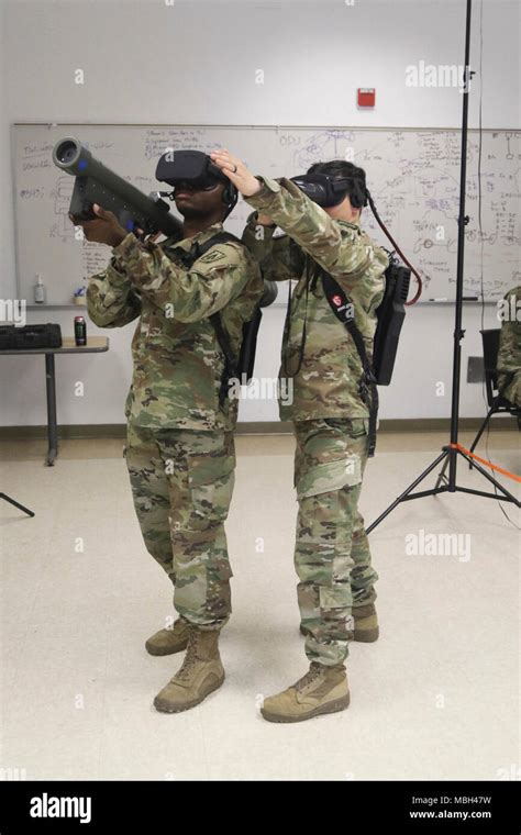 Paratroopers assigned to Echo Battery, 3rd Battalion, 4th Air Defense Artillery Regiment conduct ...