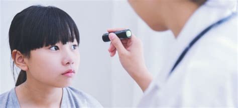 Amblyopia and 5 Exercises to Help 'Lazy Eye' - Dr. Axe