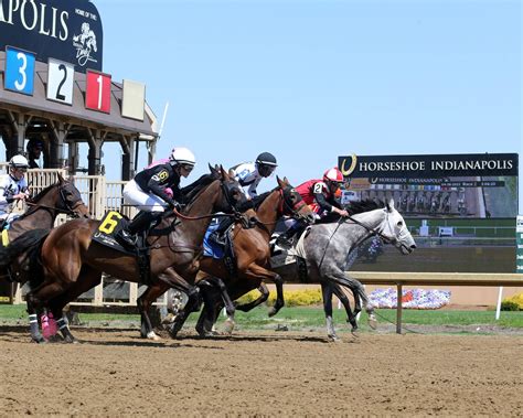 Horseshoe Indianapolis Summer Meet - The Pressbox