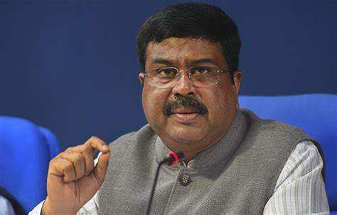 Dharmendra Pradhan launches reading campaign 'Padhe Bharat'