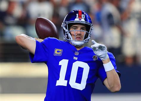 Eli Manning's Face After Getting Hit Hard Becomes Viral Meme | TIME