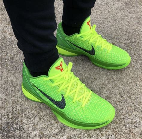 Nike Kobe 6 Protro Grinch CW2190-300 Release Date - SBD