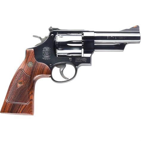 Smith & Wesson Model 29 Classic .44 Magnum/.44 S&W Special Revolver ...