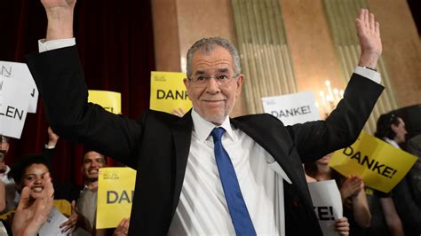 Austrian President-elect Alexander Van der Bellen says crisis averted | CNN