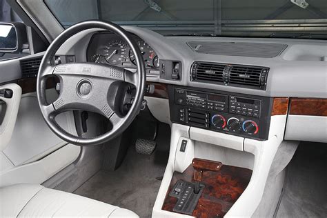 BMW 540i E34 - 5 Series | Interior de autos, Autos, Coches