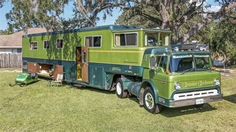 1974 Tractor Trailer Motorhome Has the Grooviest Interior Ever