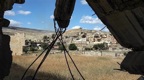 Desolation in Sinjar: Yazidis Struggle to Rebuild Amid Political Stalemate